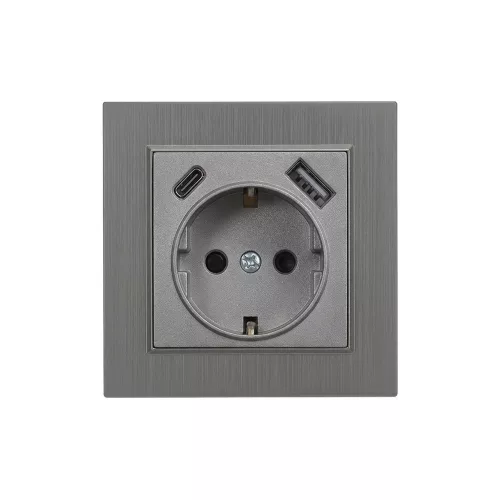 Zásuvka Nova s konektorom USB so živým kartáčovaným rámom