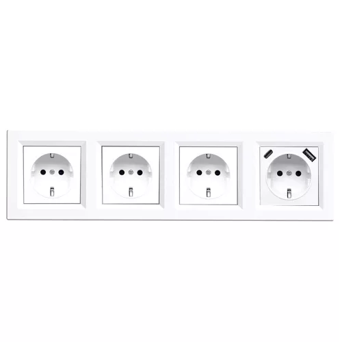 Nova IV zásuvka s tromi uzemnenými zásuvkami s konektorom USB s bielym rámom